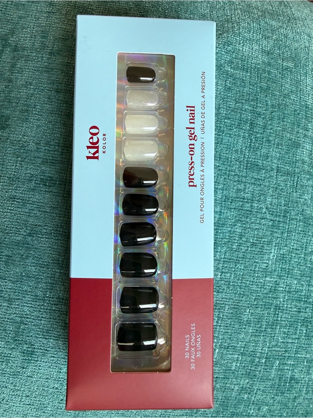 Kleo Kolor Press-On Gel Nails – Black & Cream Duo
